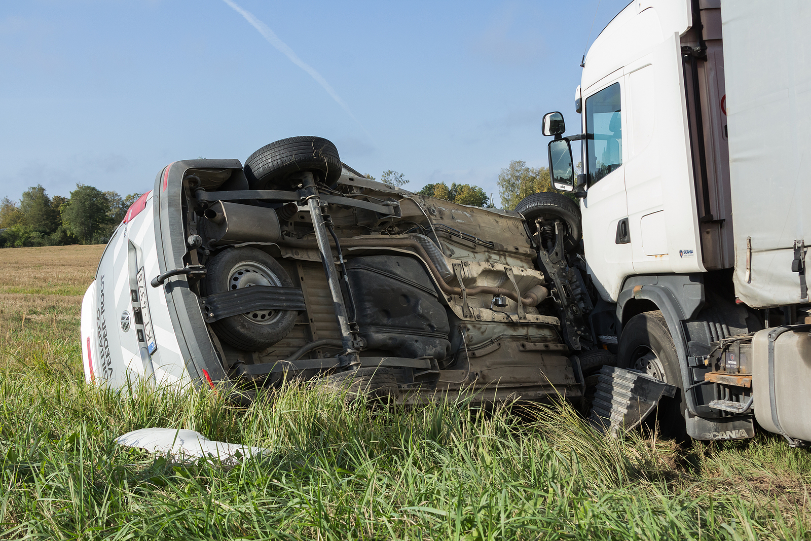 How Do Truck Accident Lawyers Investigate Your Case